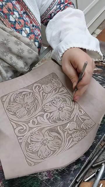 چرم کسری هنر قلم زنی
